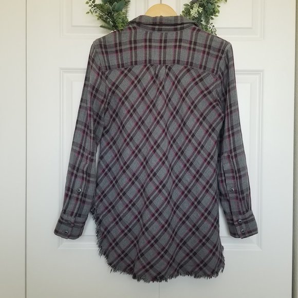 EUC CAbi Highland Top Flannel Shacket #3946 - Picture 2 of 8